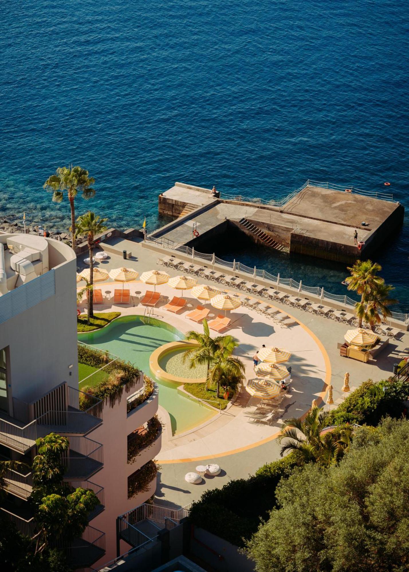 Next - By Savoy Signature Funchal Dış mekan fotoğraf